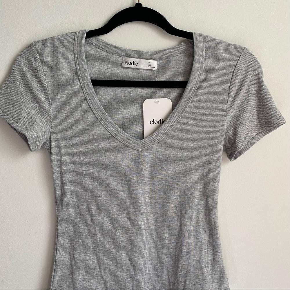 Nordstrom Elodie Grey Ribbed V-Neck Bodysuit